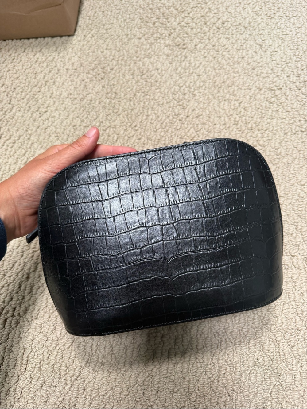Sézane Victor Bag Black Crocodile Embossed Leather Crossbody - Picture 4 of 8